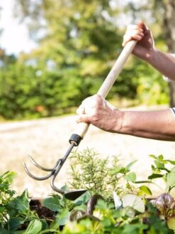 Gardener's Lifetime Raised Bed Cultivator -Grow Essentials Sales 8587960 3527 tif